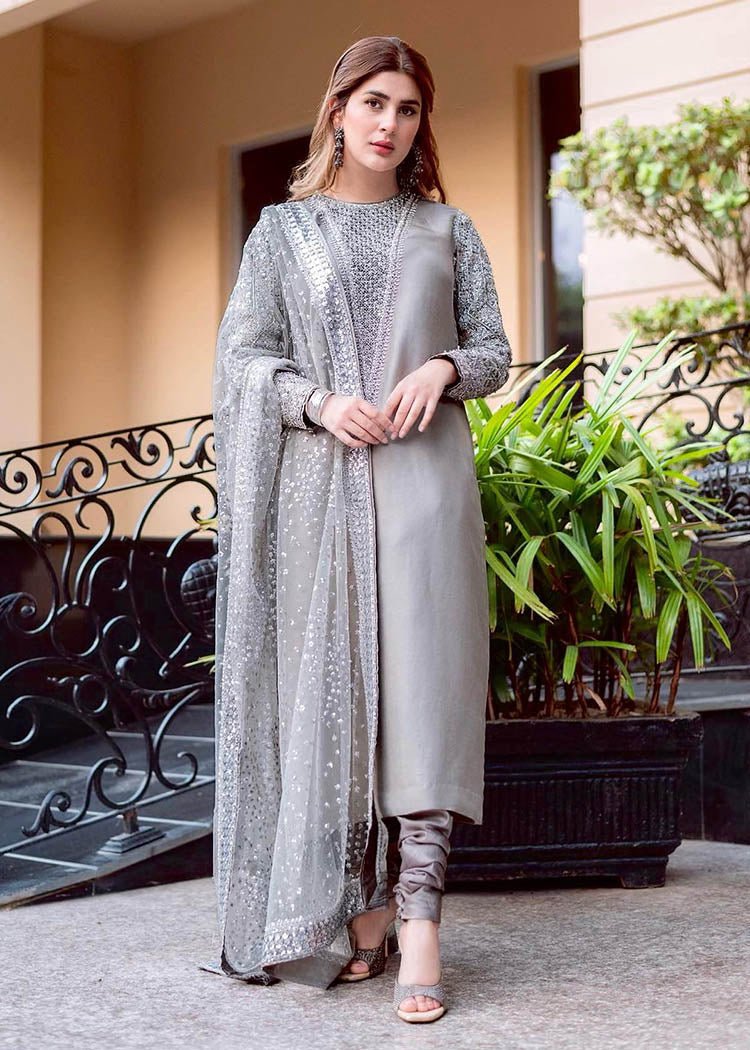 Kubra Khan